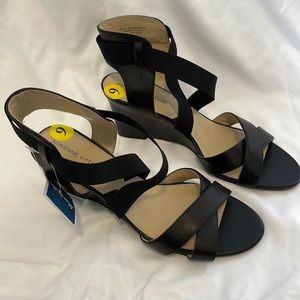 Black strappy stacked heel sandals - Adrienne Vittadini